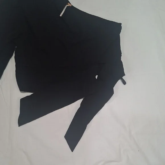 Free People Wome's Black One-Shoulder Crop Top Size M - Picture 5 of 10